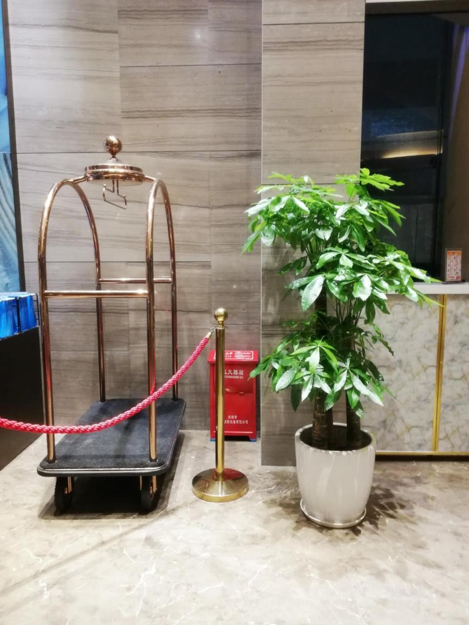 Tomorrow West Hotel Shenzhen Esterno foto